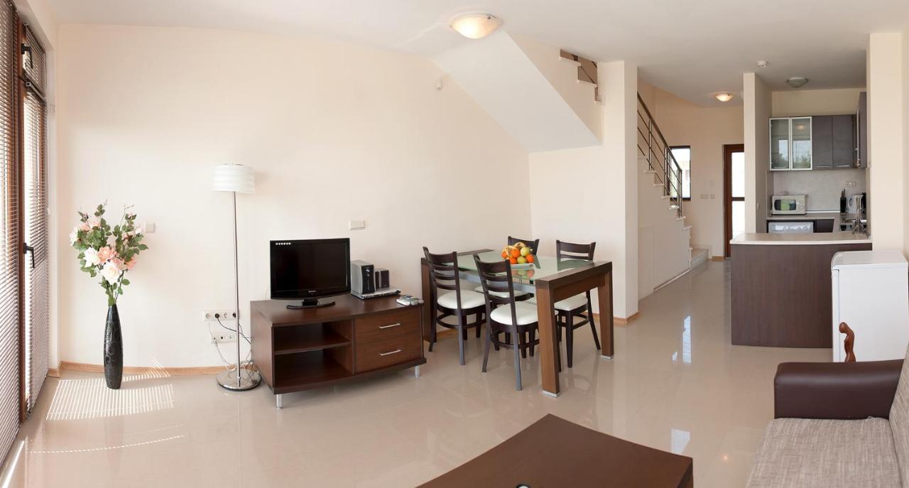 Lighthouse Apartments And Villas Balcsik Kültér fotó