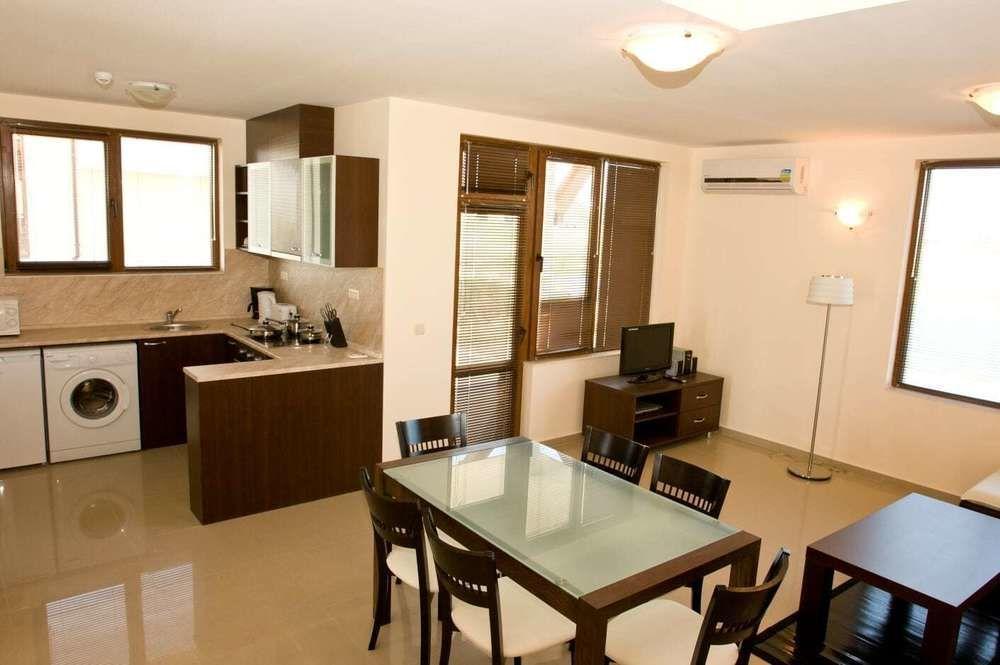 Lighthouse Apartments And Villas Balcsik Kültér fotó