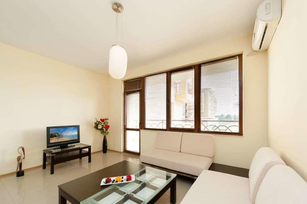 Lighthouse Apartments And Villas Balcsik Kültér fotó
