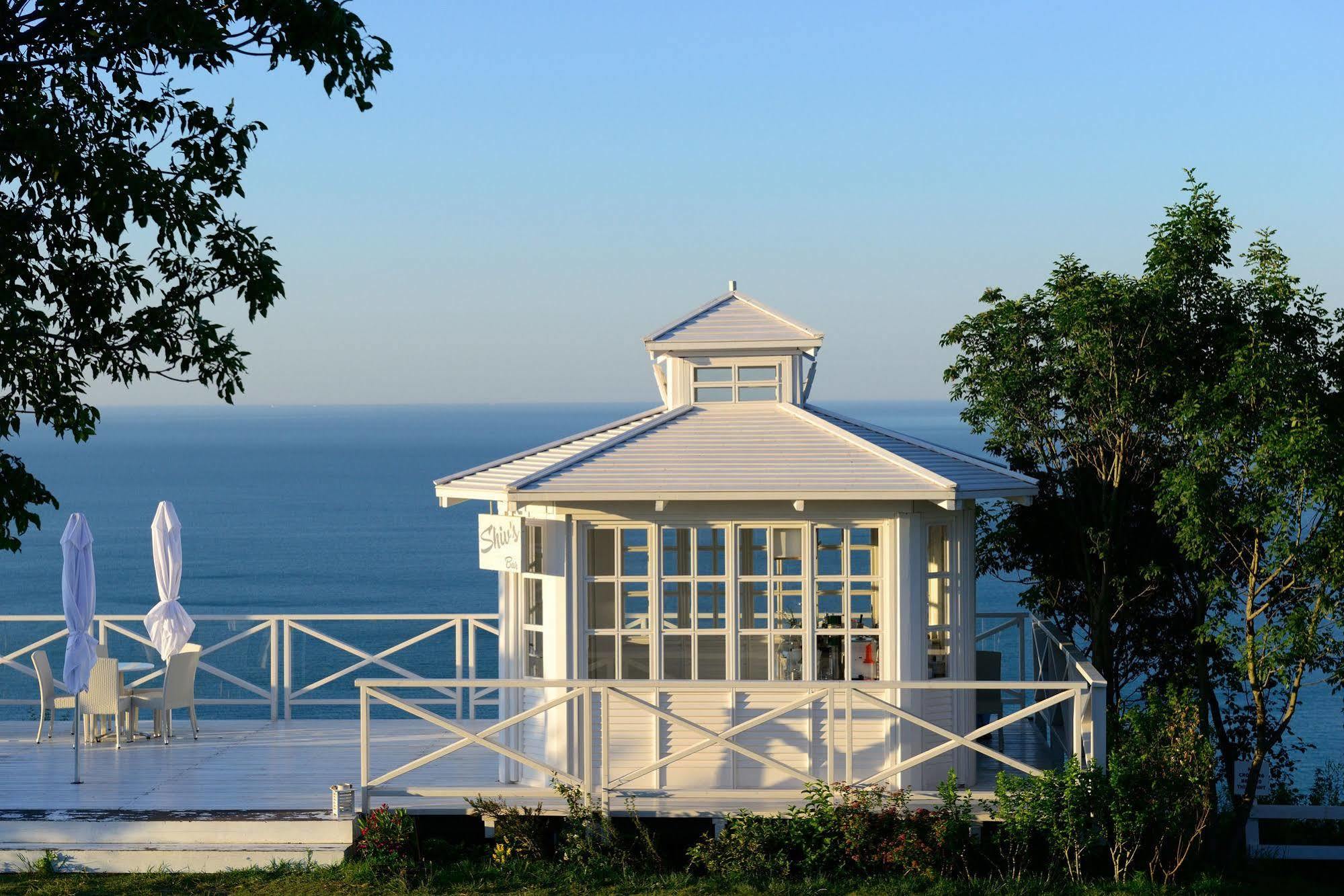 Lighthouse Apartments And Villas Balcsik Kültér fotó