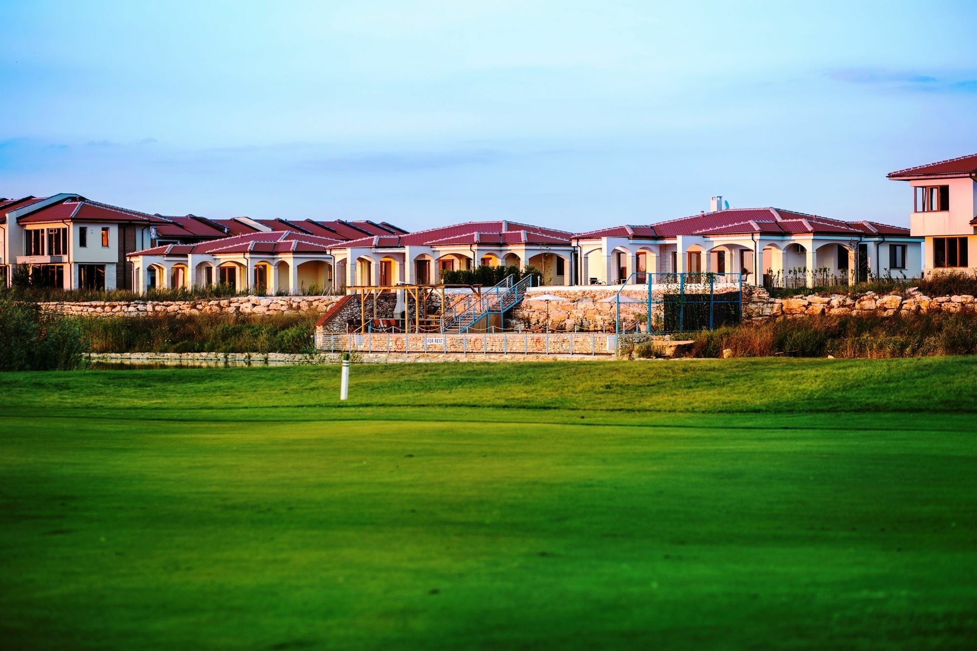 Lighthouse Apartments And Villas Balcsik Kültér fotó